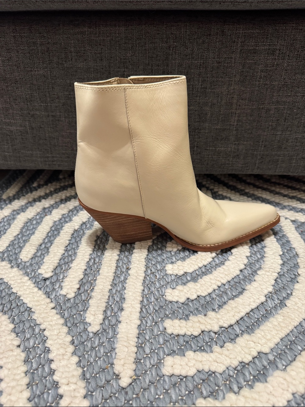 Sam Edelman Jane Cream Leather Western Ankle Boots Pointed Toe Size 9 - Picture 3 of 7